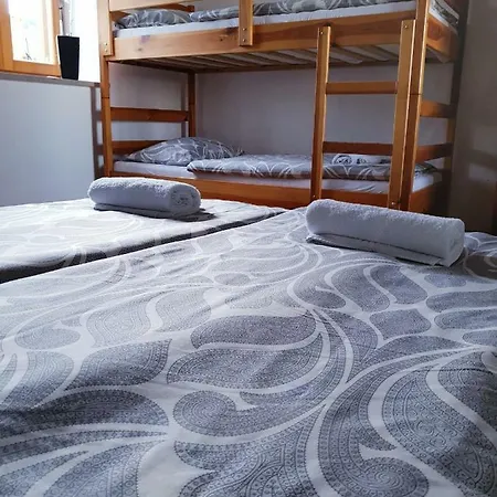 Carsus Bed & Breakfast Tomaj