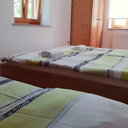 Carsus Bed & Breakfast Tomaj