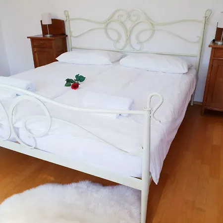Carsus Bed & Breakfast